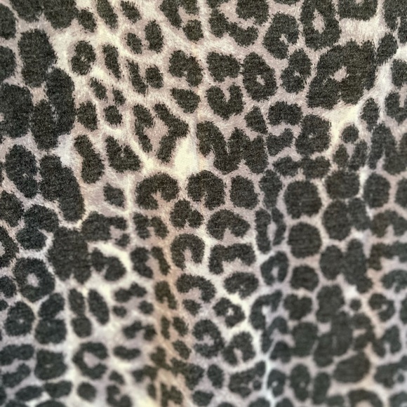 Comfortable maternity leopard print tunic - Pea in the Pod size L - NWT - Picture 6 of 8